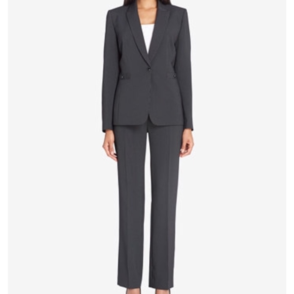 Tahari Pant Suit
